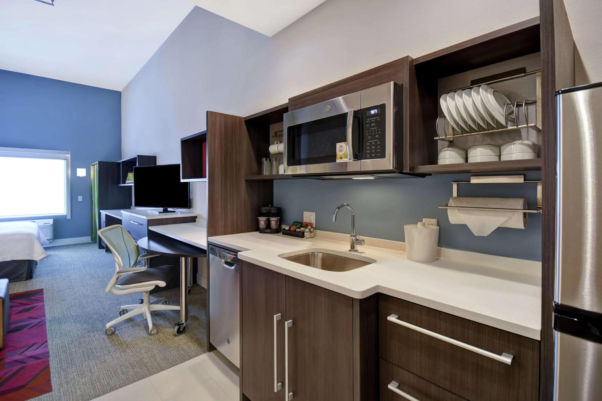 Home2 Suites By Hilton Wichita Northeast Exterior photo